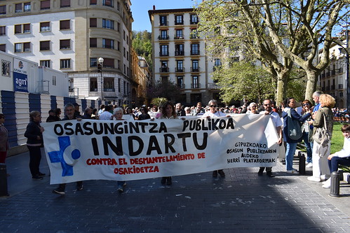 Osasungintza publikoaren aldeko manifestazioa