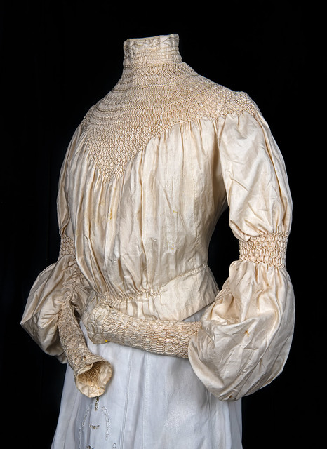 Silk Bodice with Smocking c.1905