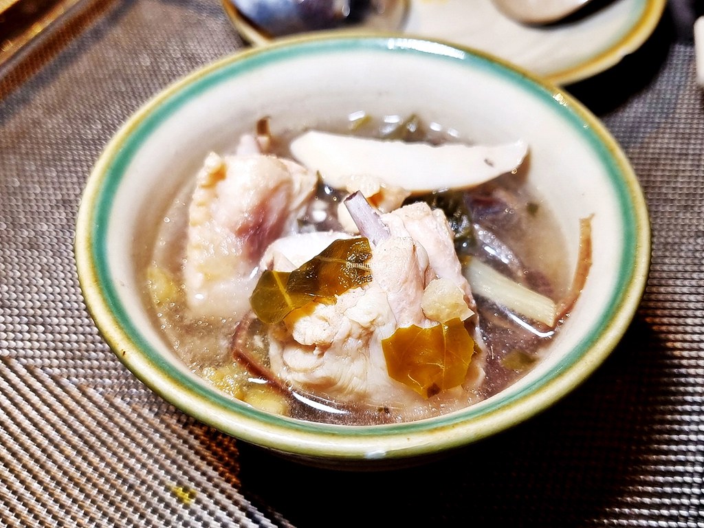 Lẩu Gà Lá Giang / Herbal Chicken Hot Pot