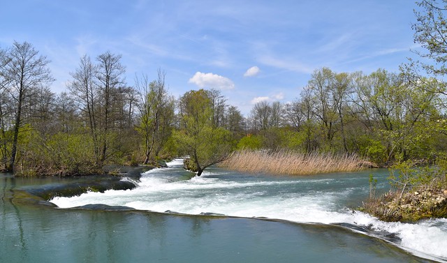 Springtime on river Mrežnica...