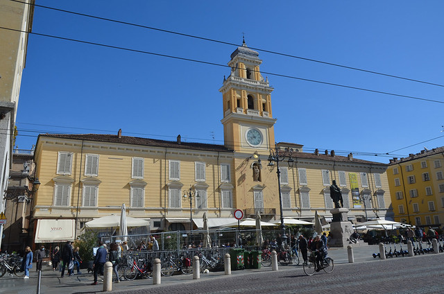 2023.04.15.001 PARMA - Piazza Garibaldi - Palazzo del Governatore