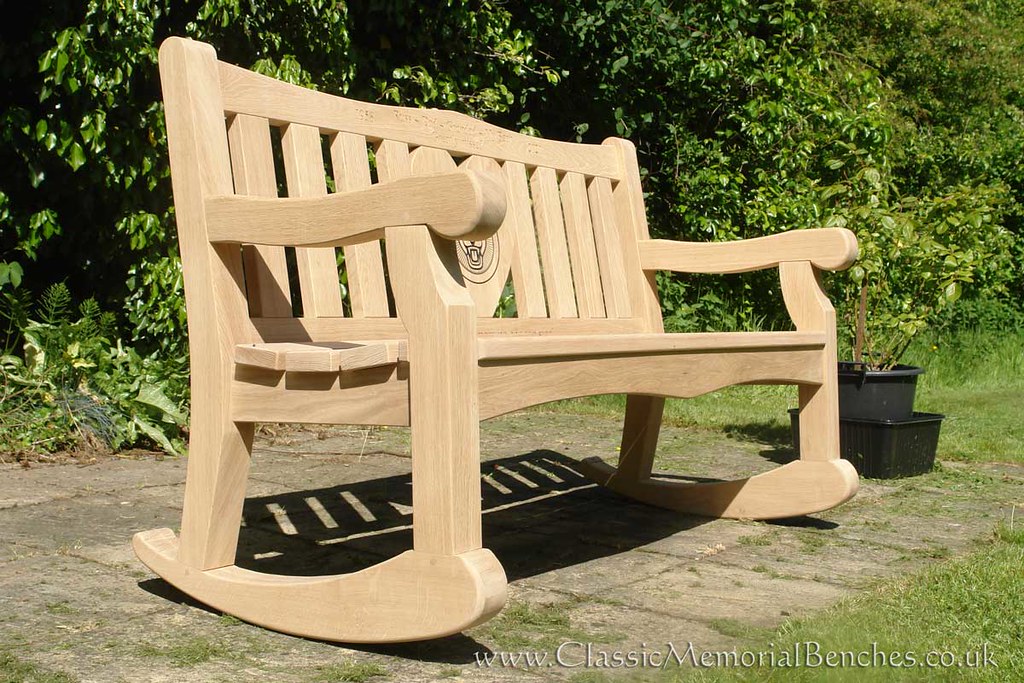 Engraved Wood Memorial Benches in Ormskirk uk A memorial b… Flickr