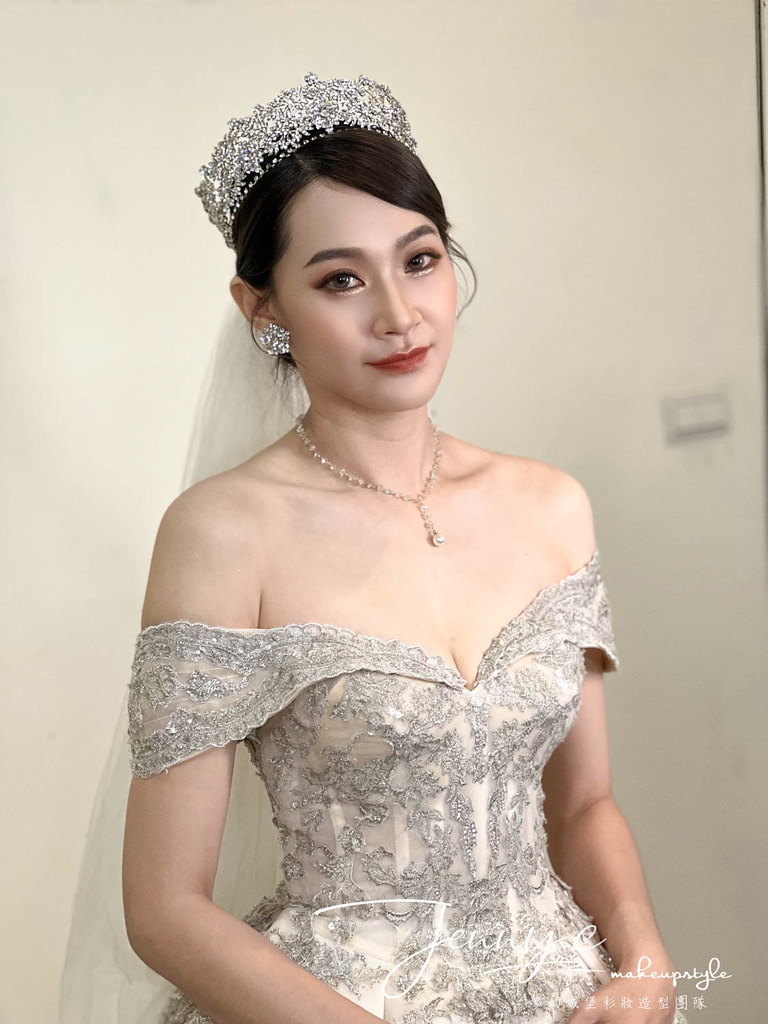 【新秘蓁妮】bride 怡萍 結婚造型 / 歐美風格