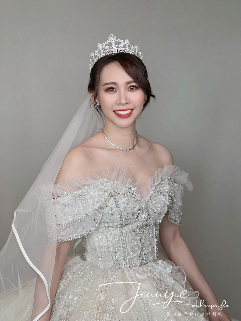 【新秘蓁妮】bride 芷芸 結婚造型 / 華麗公主