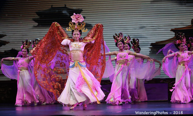 Dancers - Ming Dynasty Cultural Show - Shaanxi Opera House - Xi'An Shaanxi China