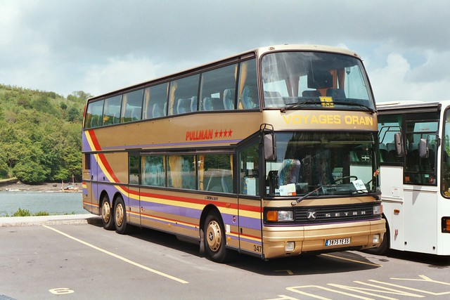 Setra S 228 DT n°347 - Looe, Angleterre (Royaume-Uni) © Trevor Brookes, coll. Car-Histo-Bus