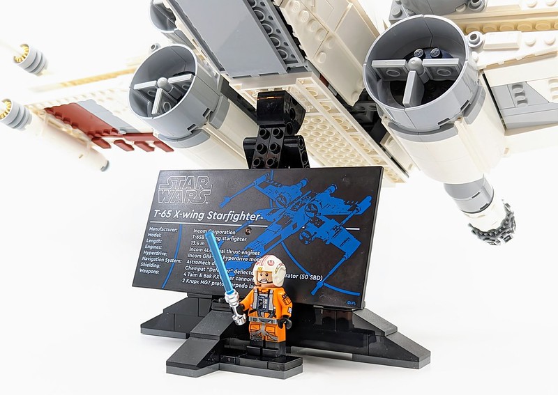 75355: X-wing Starfighter UCS Set Review