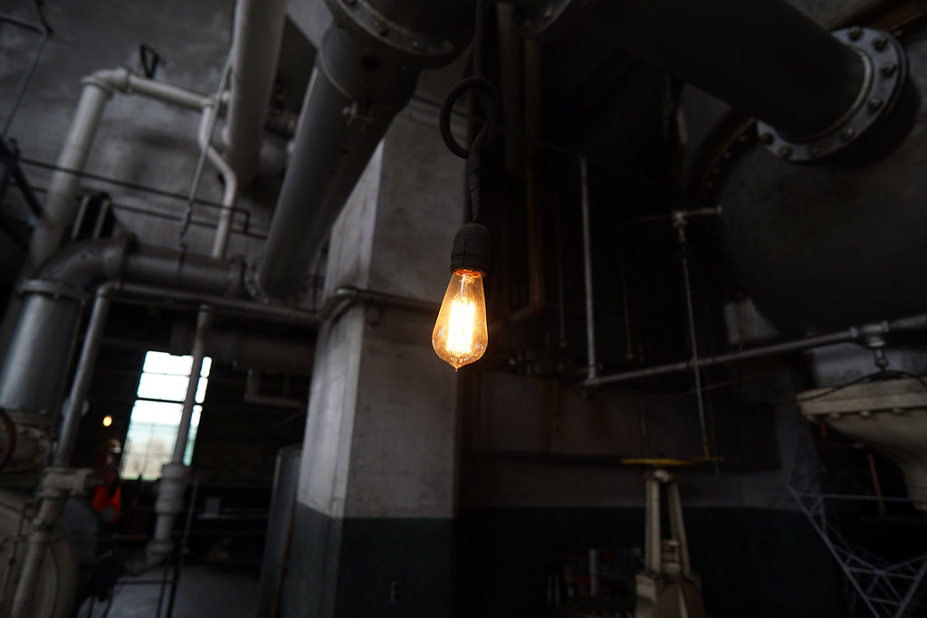 pit-productions-lightbulb-georgetown-steam-plant-2023