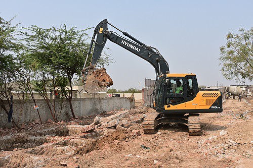 Excavator Machinery - Hyundai R140LC-9 Excavator