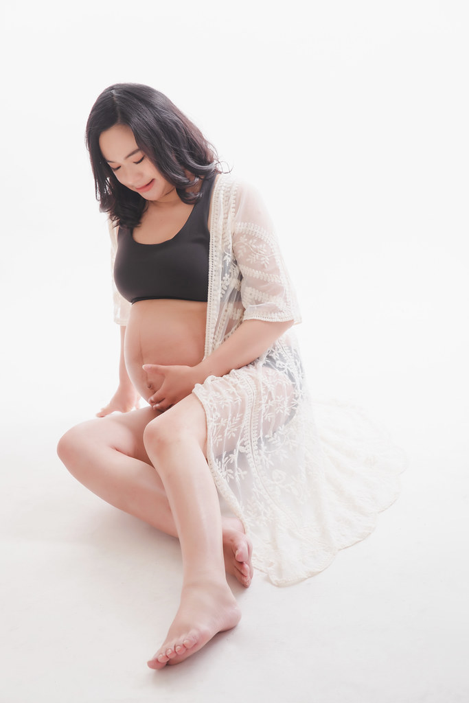 [孕婦寫真] 筱嵐  全家福拍攝@迪司陽光攝影棚-最專業的團隊完成全家福照，拍出有溫度的照片! #