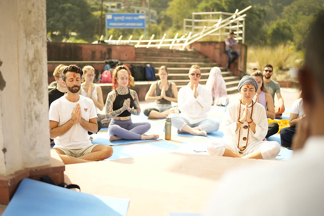Spiritual Meditation Retreat in Rishikesh, India – Rishikesh Yogpeeth