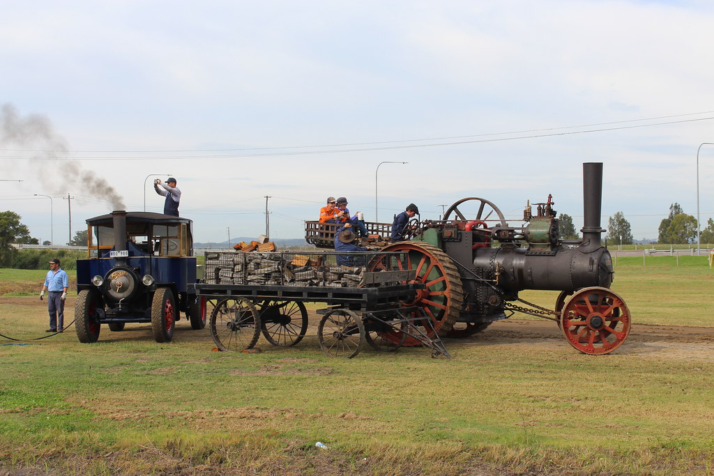 Marshall Sons & Co traction engine and Sentinel Steam Wagon