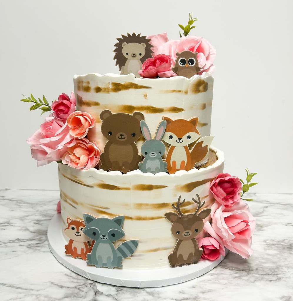 Cake by Michelle's Deco