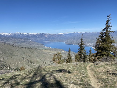 View from the top of Chelan Butte