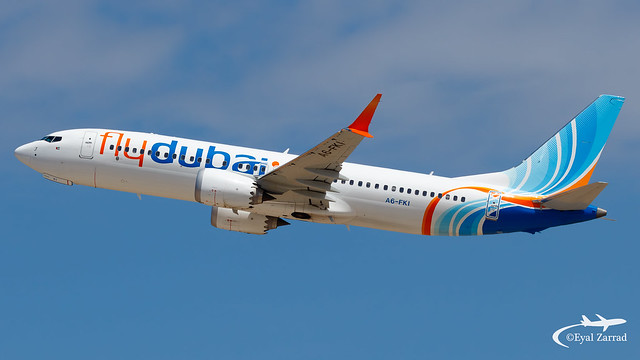 TLV - FlyDubai Boeing 737-800 A6-FKI