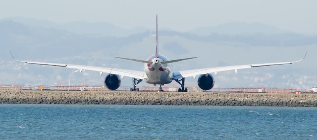 Virgin Atlantic Airbus A-350 XWB -1000 G-VLUX dep SFO DSC_0114