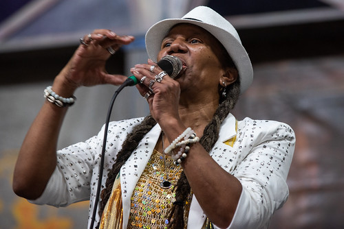 Charmaine Neville Band at Jazz Fest day2. photo by Ryan Hodgson-Rigsbee