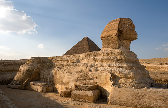 Great Sphinx with Pyramid of Khufu (Cheops)