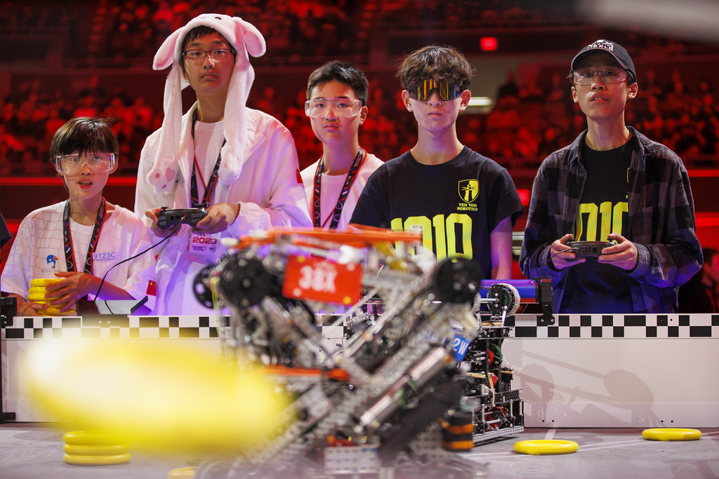 _as_6229- VEX Worlds 2023 - Day 5 - Division + Finals | Flickr
