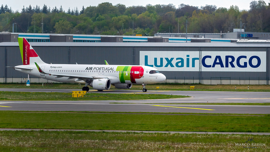 Ellx 01.05.2023-8.jpg | Luxembourg ELLX Air Porttugal CS-TVJ | Marco R. | Flickr