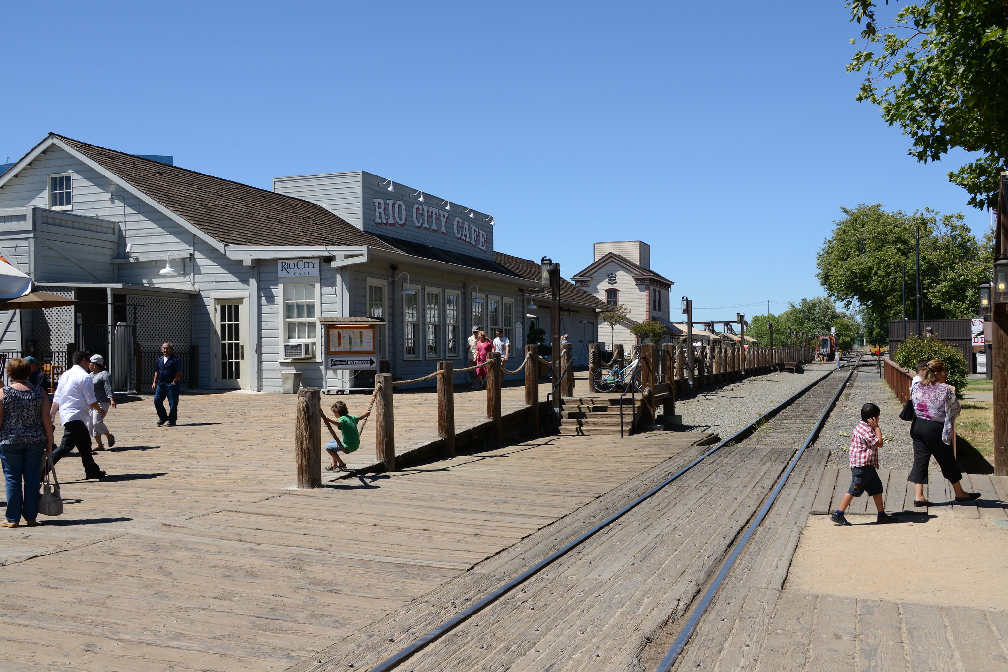 Sacramento is one big railroad town