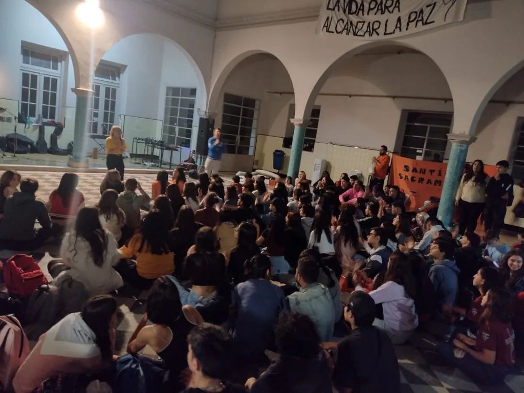 Argentina - Encuentro con los jóvenes en Rosario