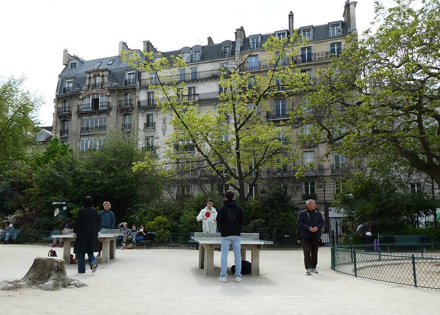 Table tennis in Paris park