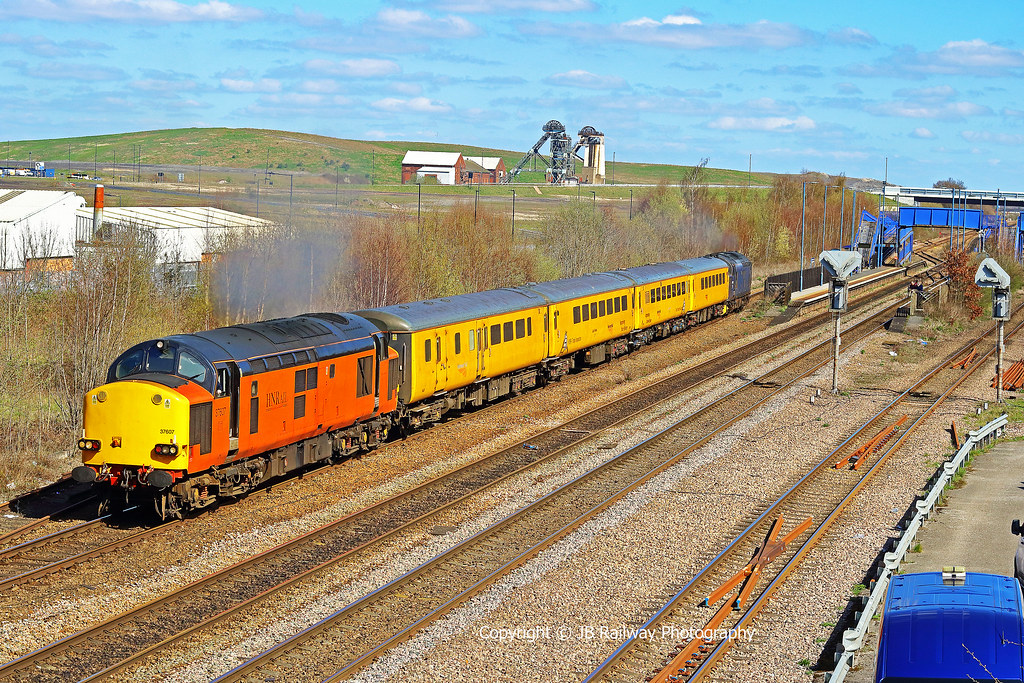 37607 TnT 37612 1Q60 Derby RTC - Barlby Loops Test train. … | Flickr