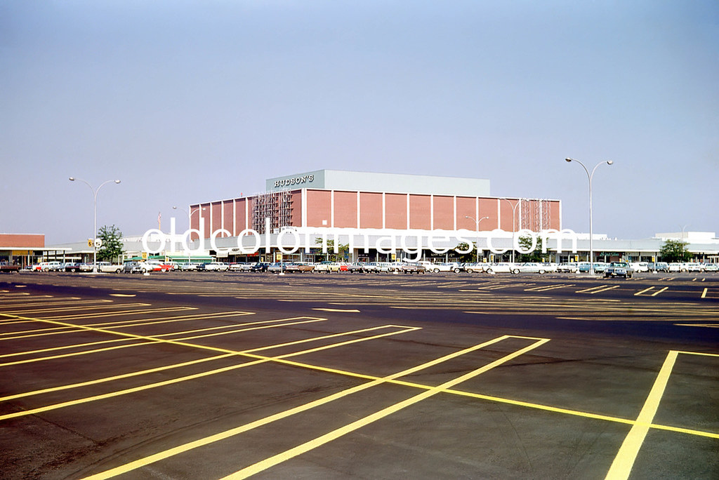 Hudson's, Eastland Center, Harper Woods, Detroit MI 1963 | Flickr