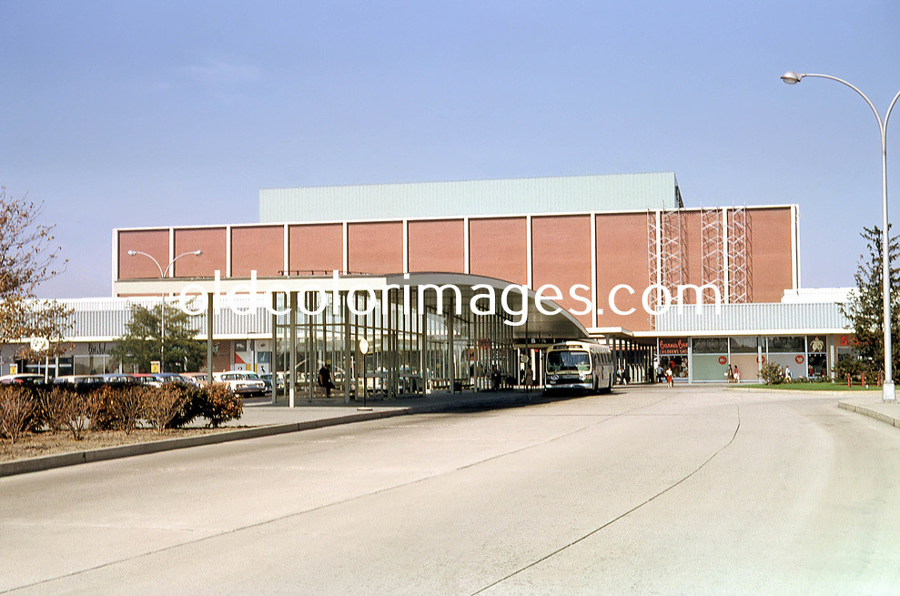 Hudson's and bus terminal, Eastland Center, Harper Woods, … | Flickr