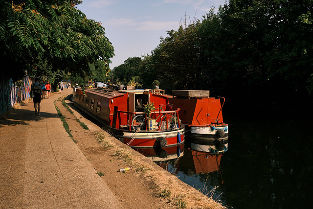 Red boats - Victoria Park Canal Gate, Regent's Canal, London
