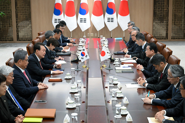 Korea_Japan_Expanded_Bilateral_Meeting_03
