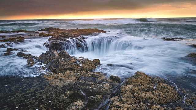 Thor's Well Sunset