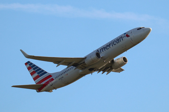 American Airlines 737-800 departing BOS