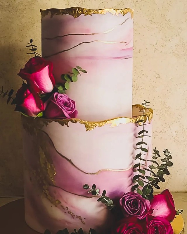 Cake by Angineh Cakes