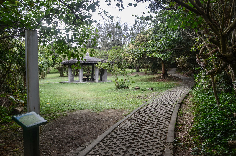 鵝鑾鼻公園觀景平台步道涼亭 (2)