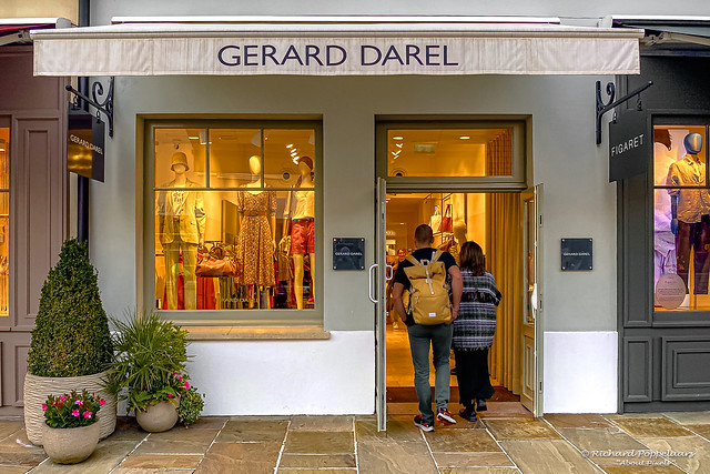 Shopping at Gerard Darel - La Vallee Village (Serris/FR)