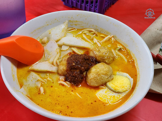 Kedai Kopi Kheng Juan Hin curry noodles