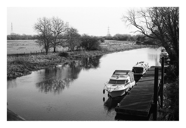 FILM - River Nene and boats