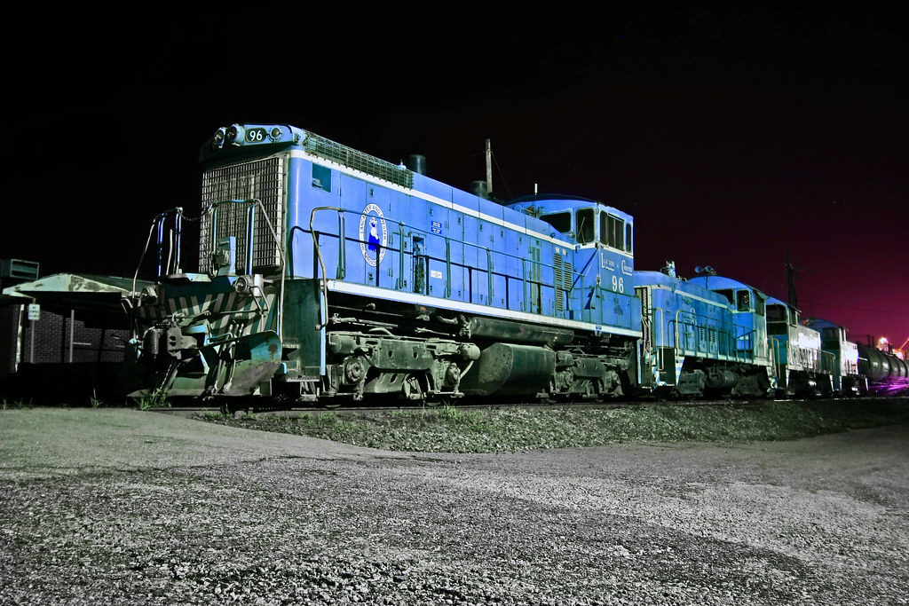 Lcg Train L&C Railway | In September, 2005, a short train comes throug… | Flickr