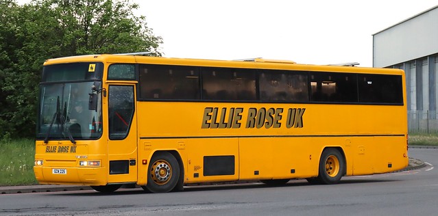 Ellie Rose Travel, Salt End, Hull GCN 225 at Somerden Roundabout.