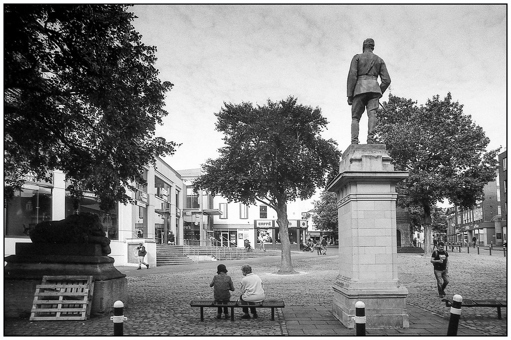 Flickr Square Market Square heroine | The Market Square in Aylesbury, Buck… | Flickr