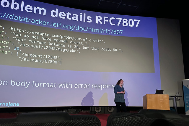 I love to see RFC7807 get a mention!