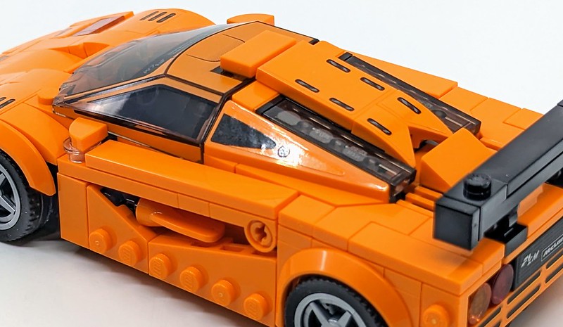 LEGO Mclaren Solus GT & F1 LM Set