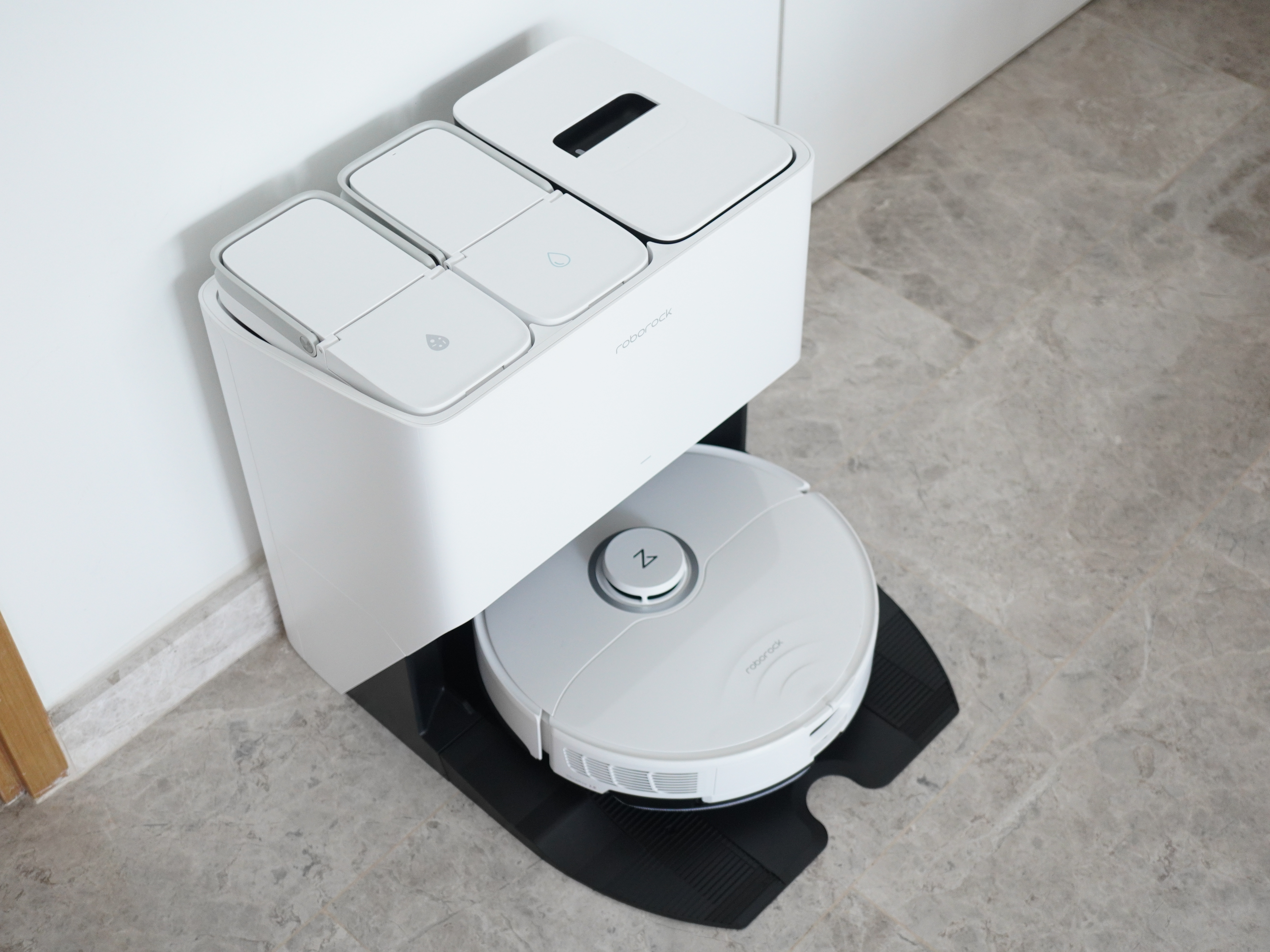 Want an Effortlessly Clean Home? Get a Roborock S8 Pro Ultra