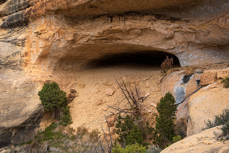 Hiking to Signature Cave