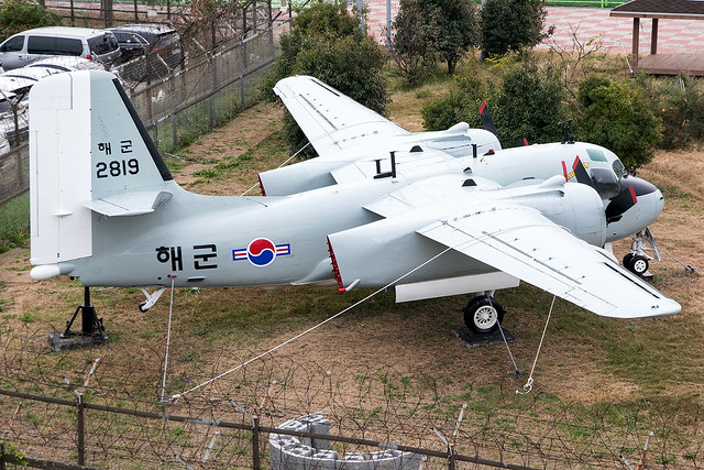 2819 / Republic of Korea Navy / Grumman S-2A Tracker