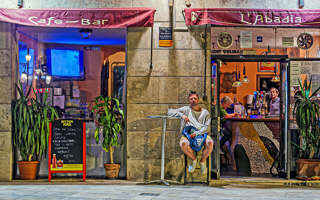 Cafe Bar L'Abadia (Valencia) (Panasonic LX100M2)