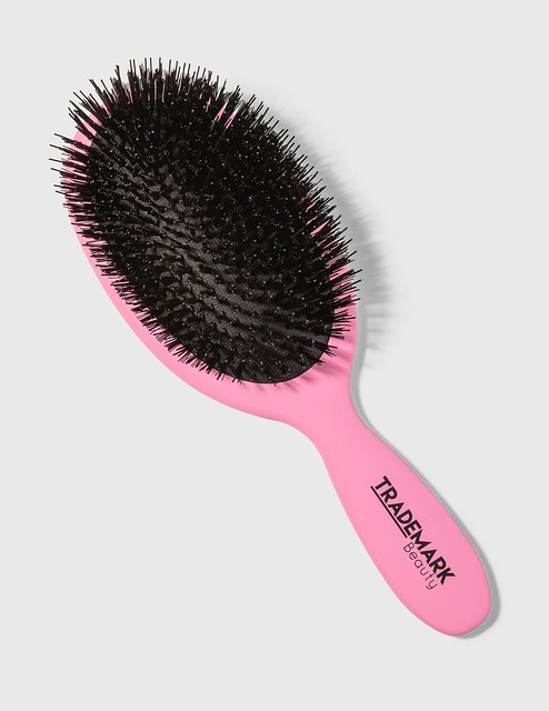 Tame Your Mane Smoothing Brush | Effortless Hair Control