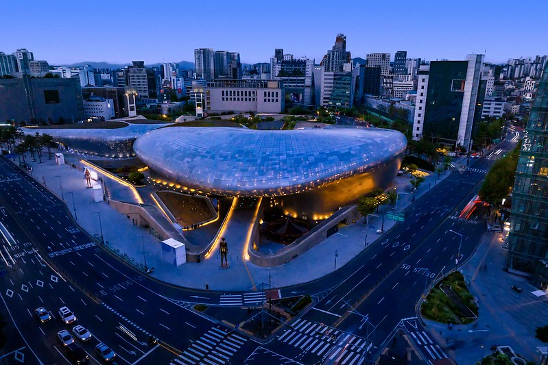 Preview Seoul Fashion Week with K-Pop’s ENHYPEN at Dongdaemun Design Plaza - bookable on Airbnb